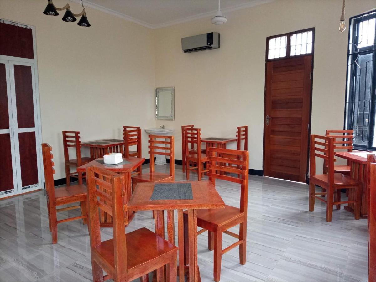 דאר א-סאלאם Chibuba Airport Accommodation מראה חיצוני תמונה