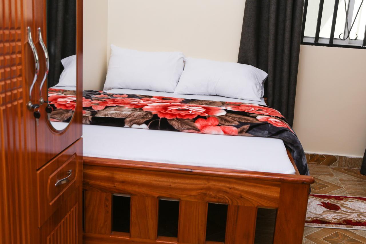 דאר א-סאלאם Chibuba Airport Accommodation מראה חיצוני תמונה