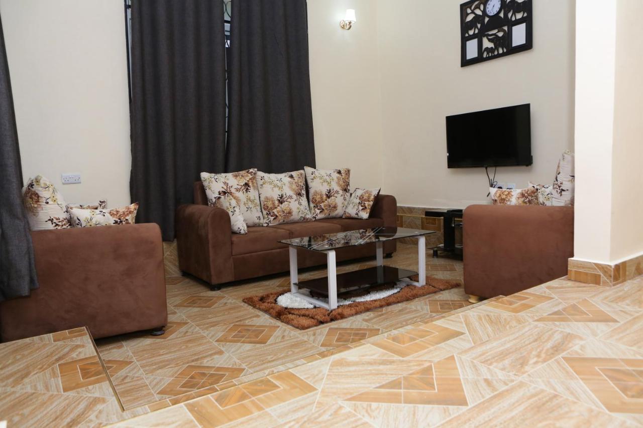 דאר א-סאלאם Chibuba Airport Accommodation מראה חיצוני תמונה