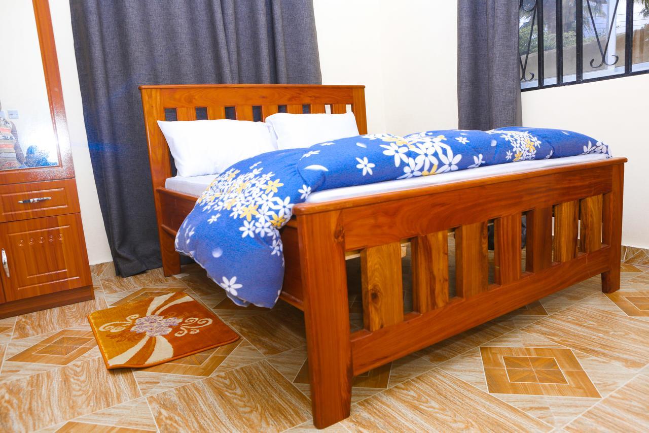 דאר א-סאלאם Chibuba Airport Accommodation מראה חיצוני תמונה