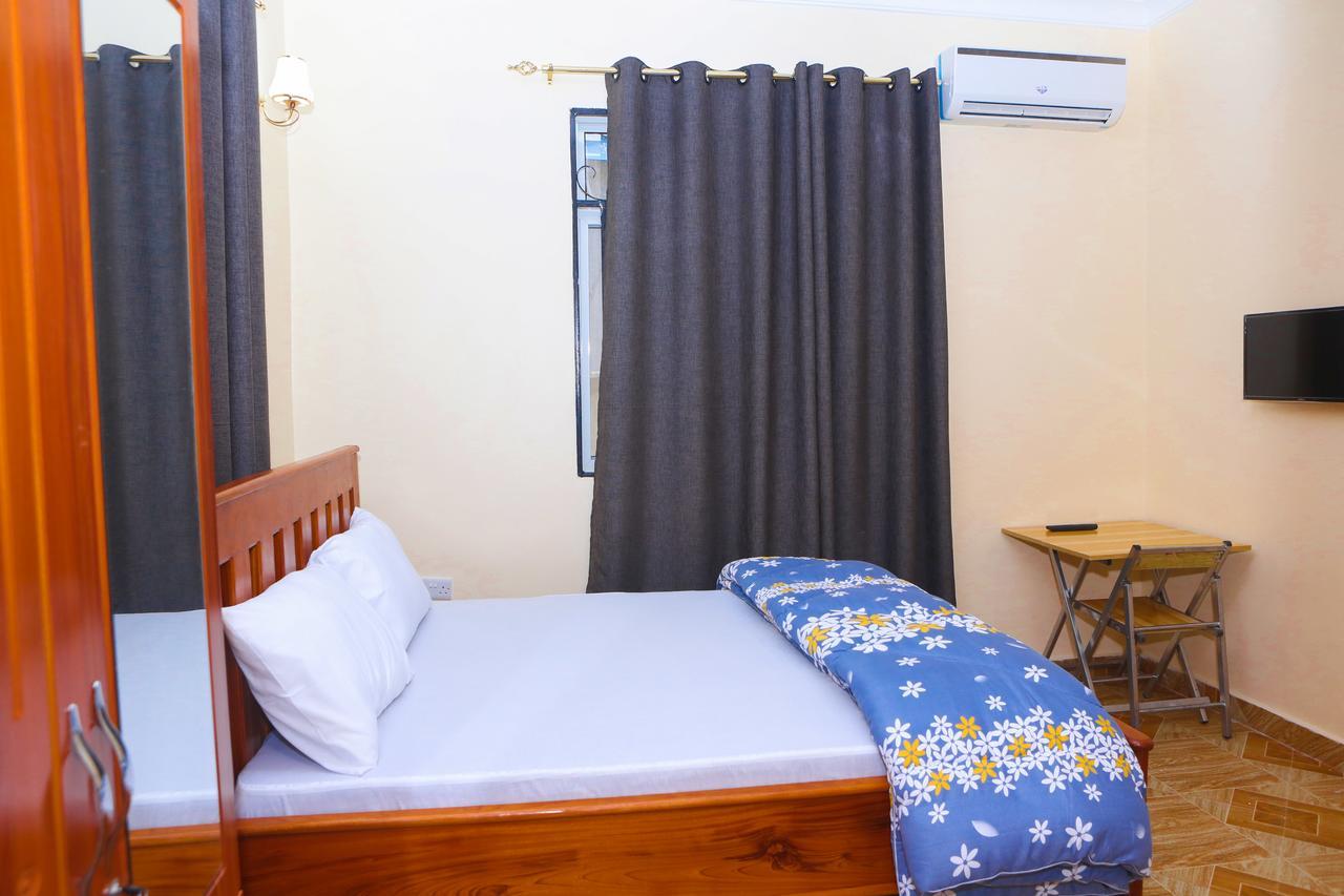 דאר א-סאלאם Chibuba Airport Accommodation מראה חיצוני תמונה