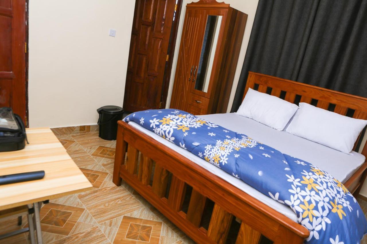 דאר א-סאלאם Chibuba Airport Accommodation מראה חיצוני תמונה