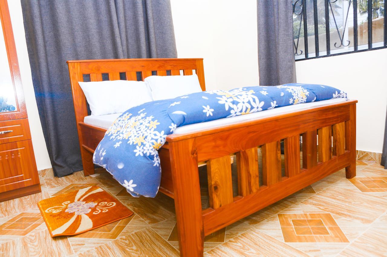 דאר א-סאלאם Chibuba Airport Accommodation מראה חיצוני תמונה