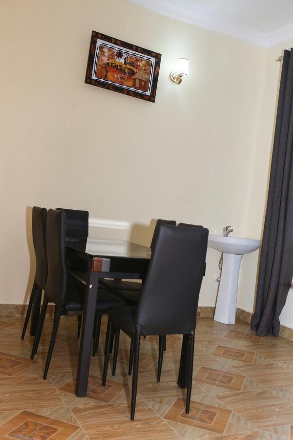 דאר א-סאלאם Chibuba Airport Accommodation מראה חיצוני תמונה