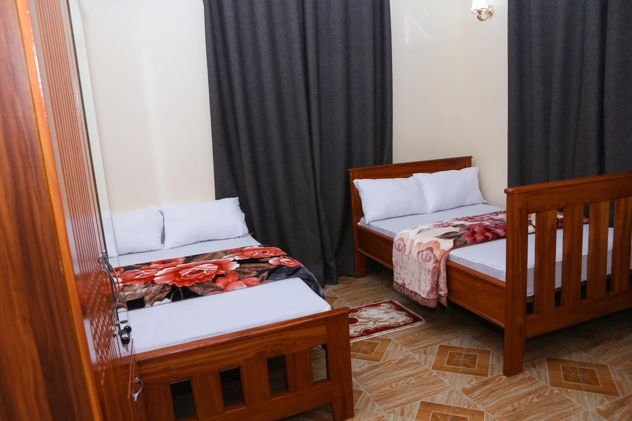 דאר א-סאלאם Chibuba Airport Accommodation מראה חיצוני תמונה