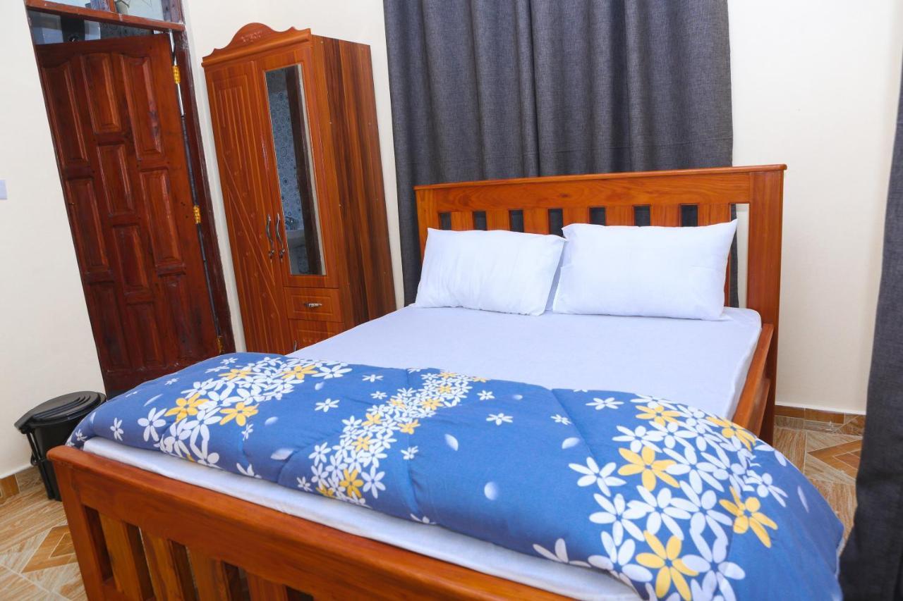 דאר א-סאלאם Chibuba Airport Accommodation מראה חיצוני תמונה